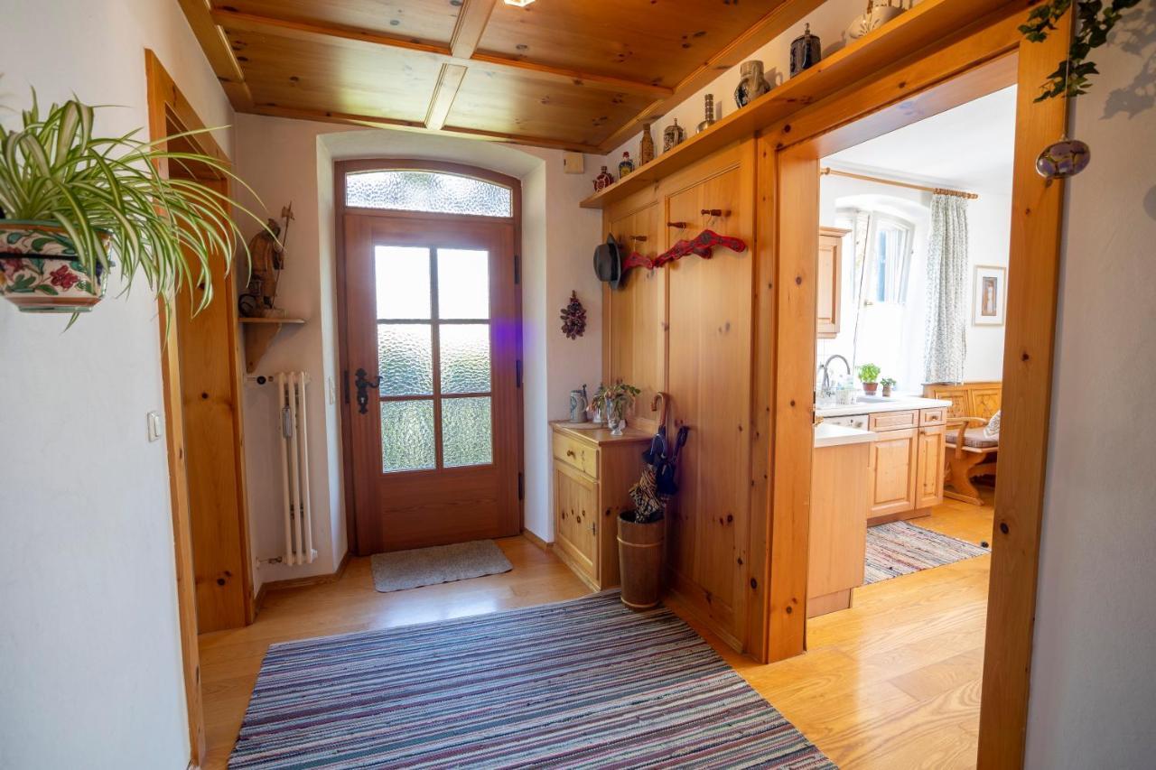 Landhauswohnung Mit Wildromantischem Garten Füssen Extérieur photo